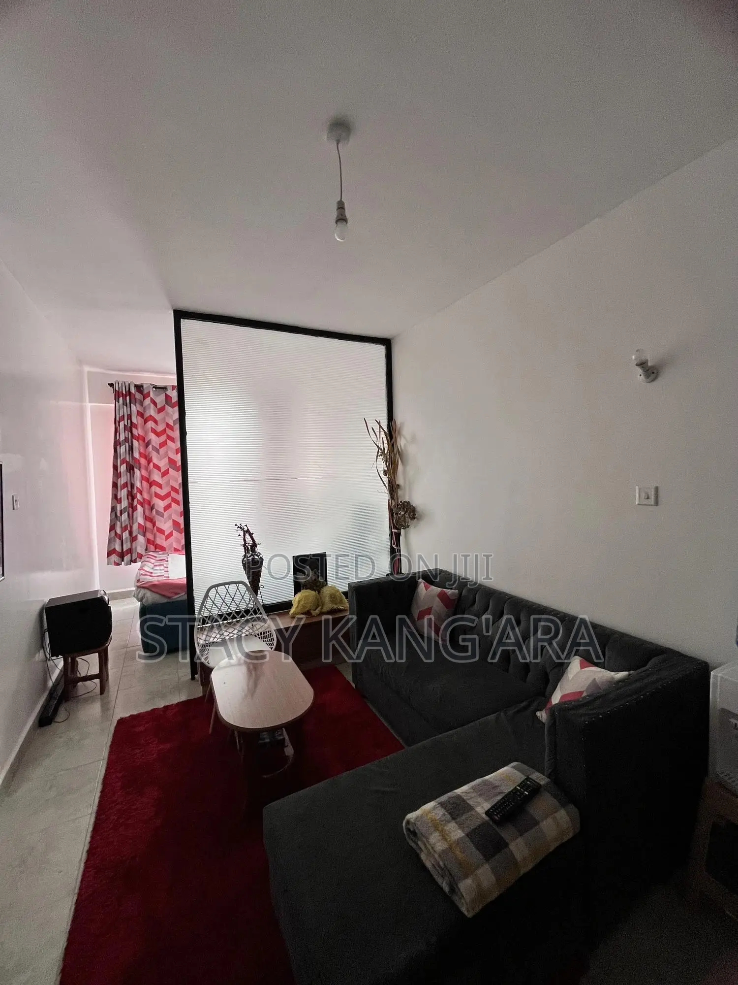 Studio Apartment Roysambu