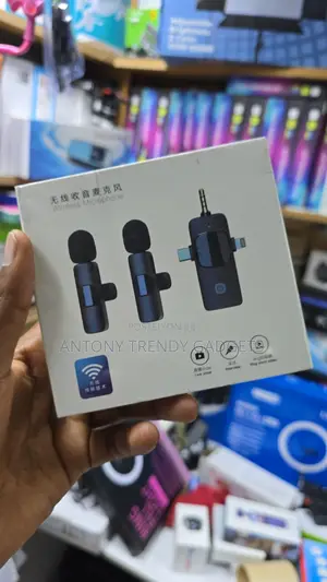  Dual Wireless Microphone 3-in-1 for Live Vlogging