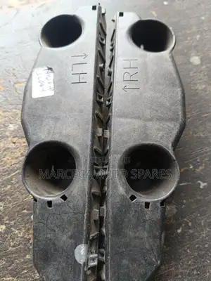 Bumper Slides Nissan Slphy Tb17