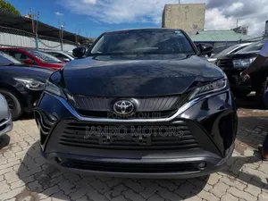 Toyota Harrier 2.0 2021 White