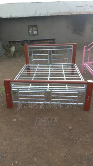 Simple Bed Sor Sell 5 by 6 Sized