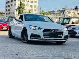 Audi A5 2.0T Premium AWD quattro Coupe 2019 White