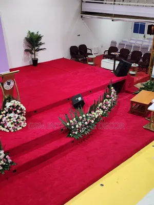 Maxi Red Carpets as Red Carpets for Church