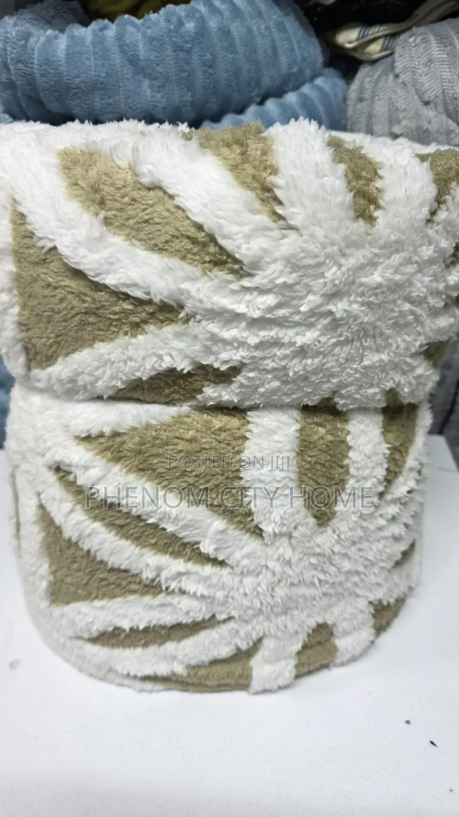 Fuzzy Sherpa Blankets Available