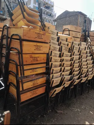 Standard Metallic Wooden School Lockers