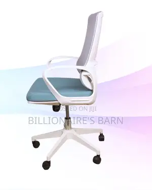 White Mid-Back Mesh Chair | Quiet Movement That Won’T Annoy Your Team