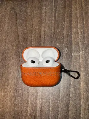 Soft Leather Case/Cover for Apple Airpods 4 Metal Keychain