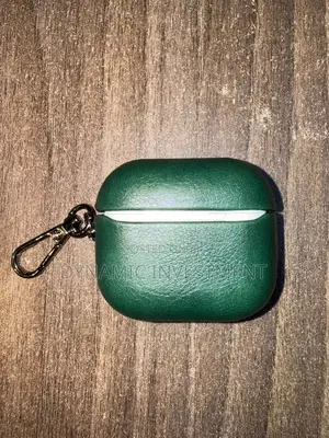Apple Airpods Pro 3 Shell Metal Keychain Shockproof Airpods Case