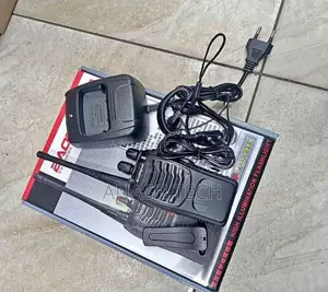 Baofeng Bf-888s Walkie Talkie 16 Channels Handheld Portable Up to 5km