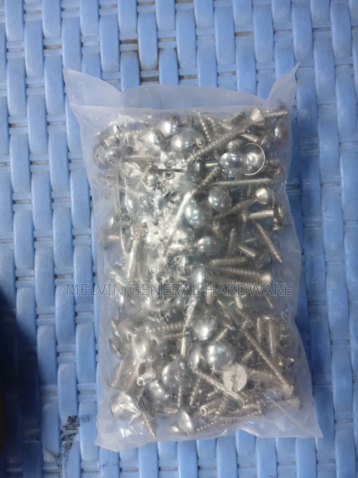 Mirror Screw 11/2"