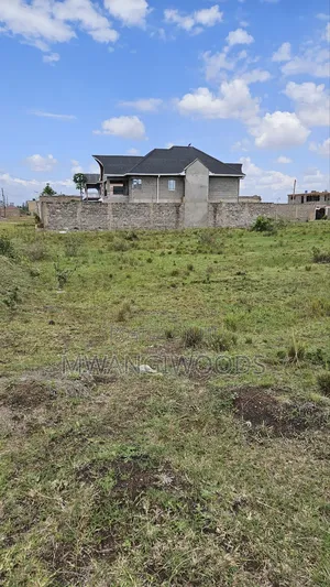 50x100 Juja Plot 5km From Thika Rd Flyover. Ready Title, Clean Water.
