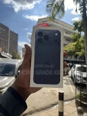 New Apple iPhone 17 Pro Max 256 GB Blue