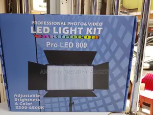 Professional Led 800 Video Light For Photography & Filming