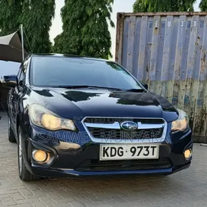 Subaru Impreza 2.0i Limited PZEV 4dr Hatchback AWD (2.0L 4cyl CVT) 2014