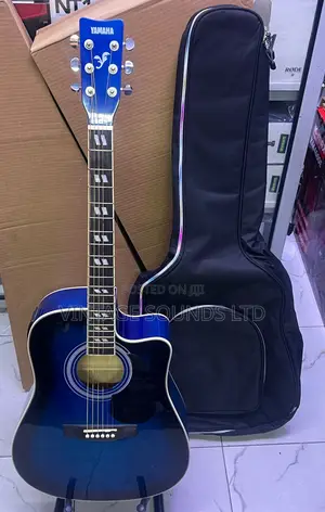 41inch Yamaha Semi Acoustic Box Guitar With Gig Bag ( Blue)