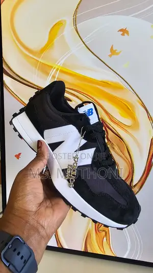 Moon Beam. 327 'Black White' Quality Sizes 37-45