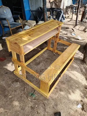 Students 4ft Triple Open Desks.