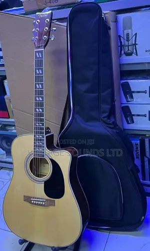 Fender 41eq Semi Acoustic Guitar +Gig Bag