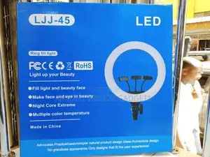 Professional 18′′ Ring Light For Makeup, Video & Photography