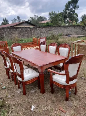 8-Seater Wooden Mahogany Solid Dinner Table Set