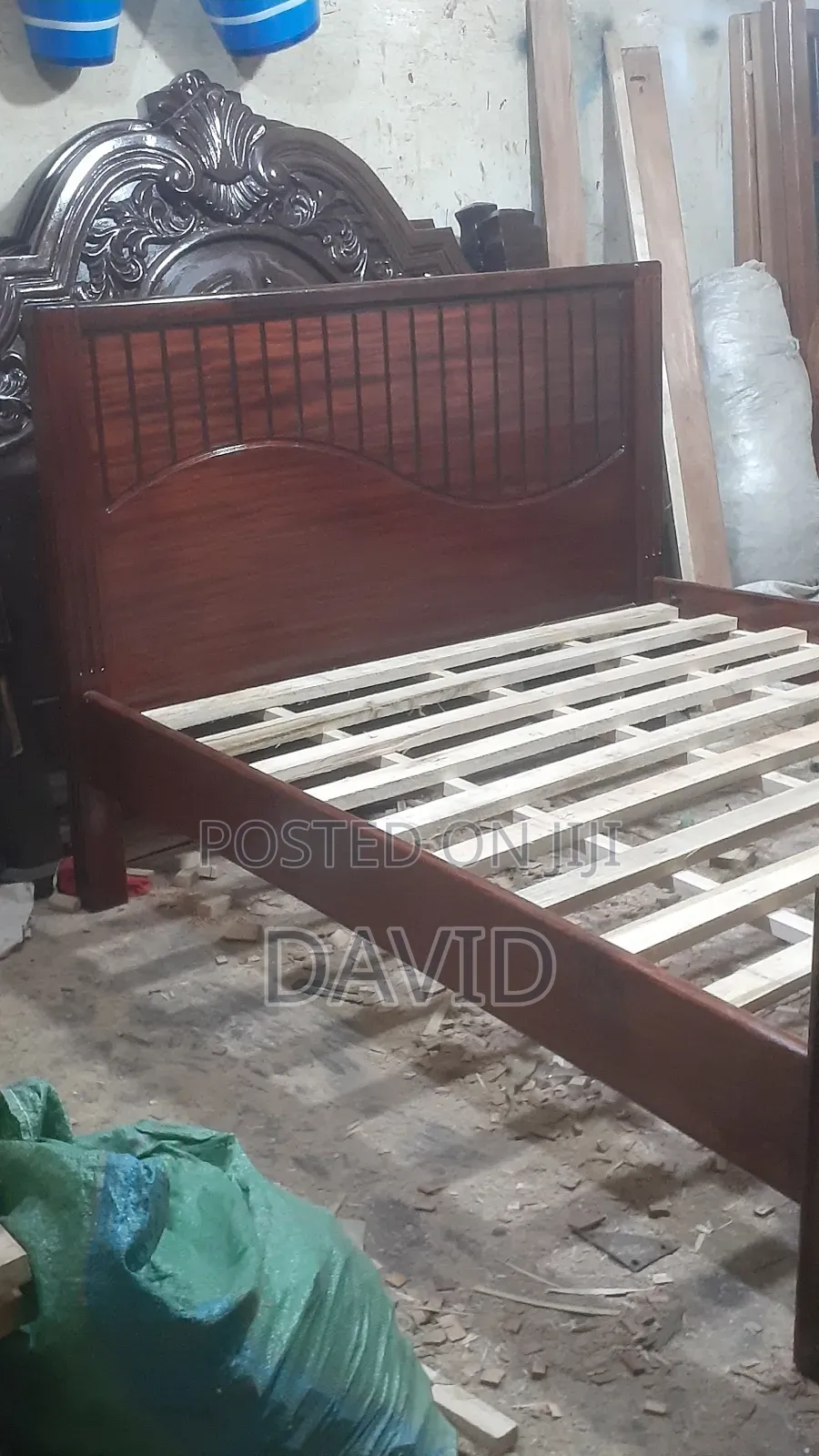Solid Mahogany Beds