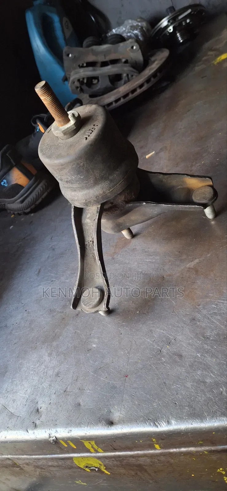 Harrier Engine Mounting
