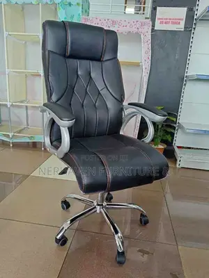Adjustable Ergonomic Office Chair for Productivity