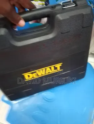 Dewalt Cordless Drills Set Cd