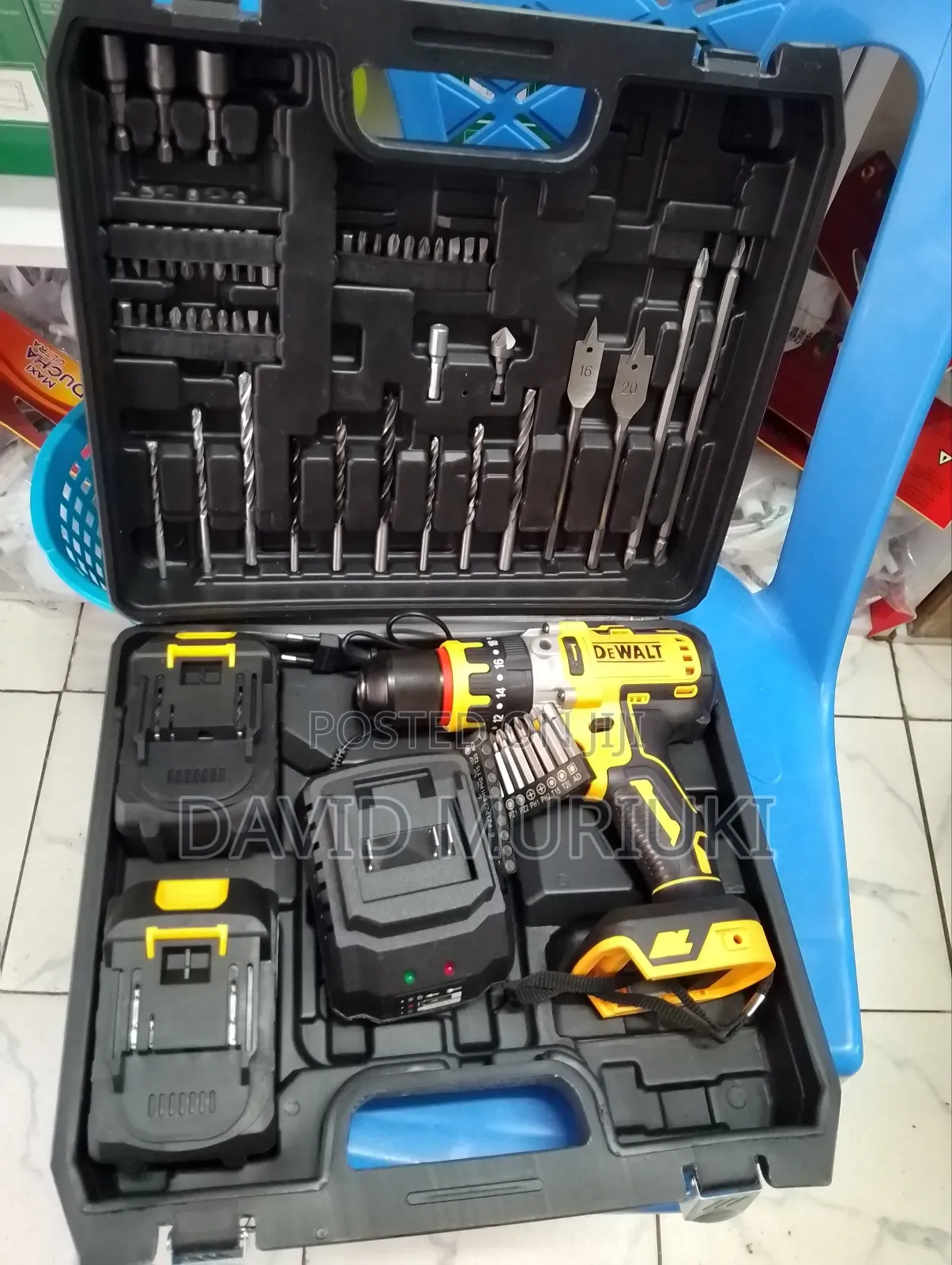 Dewalt Cordless Drills Set Dc