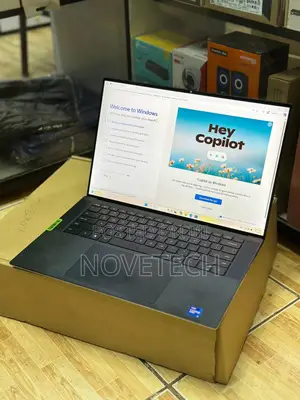 Laptop Dell Precision 5550 32GB Intel Core i7 SSD 512GB