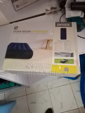 2.5 by 6 Inflatable Mattress