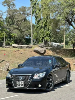 Toyota Crown 2014 Black