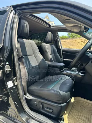 Toyota Crown 2014 Black