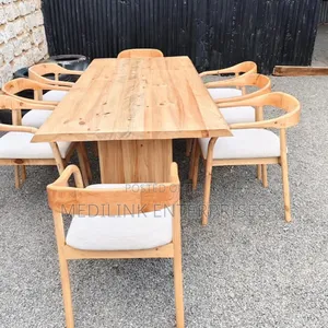 Brenchiton Design Camel Back 8-Seater Dinning Table Set