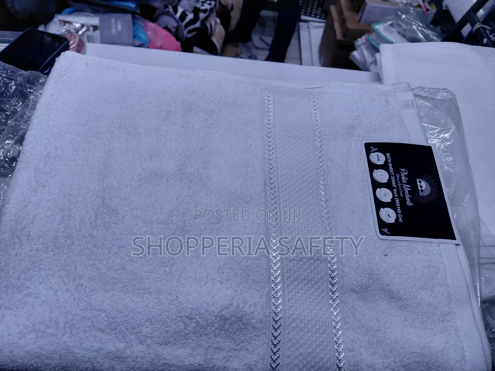 White Quality Towels for Hotels, Bnbs, Households