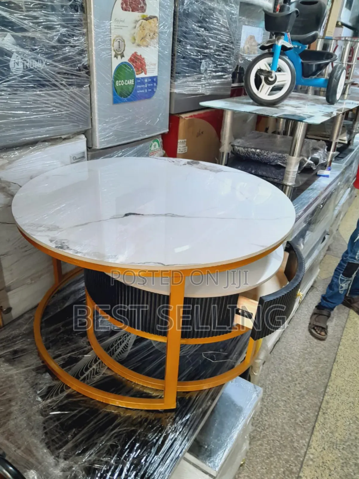 Round Nesting Coffee Table
