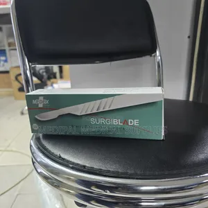 Surgical Blade With Handle