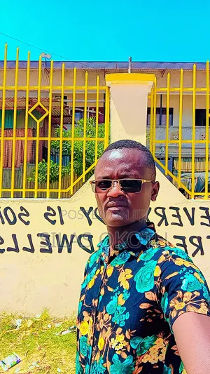 Am Silas Okoth Adriver of Pick-Up