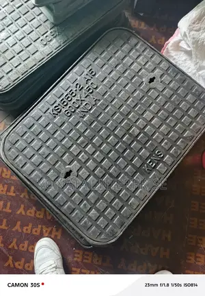 Light Duty Cast Iron Manhole Cover (450*600)