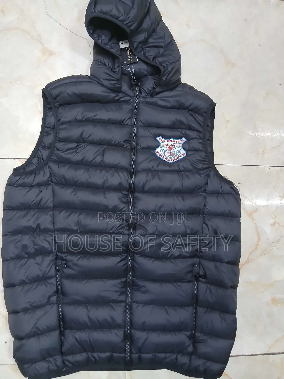 Outdoor Activities Puff Sleeveless Jacket