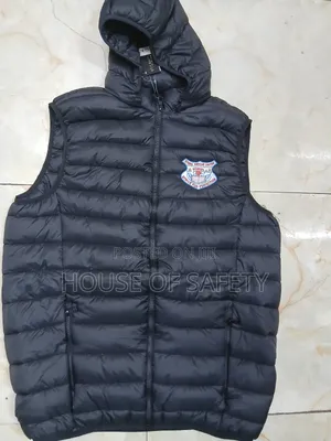 Outdoor Activities Puff Sleeveless Jacket