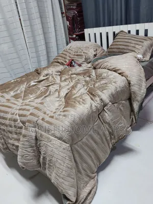 6pcs Warm Soft Silk Duvets Sets