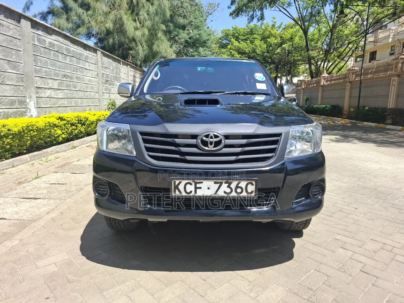 Toyota Hilux 2009 Black