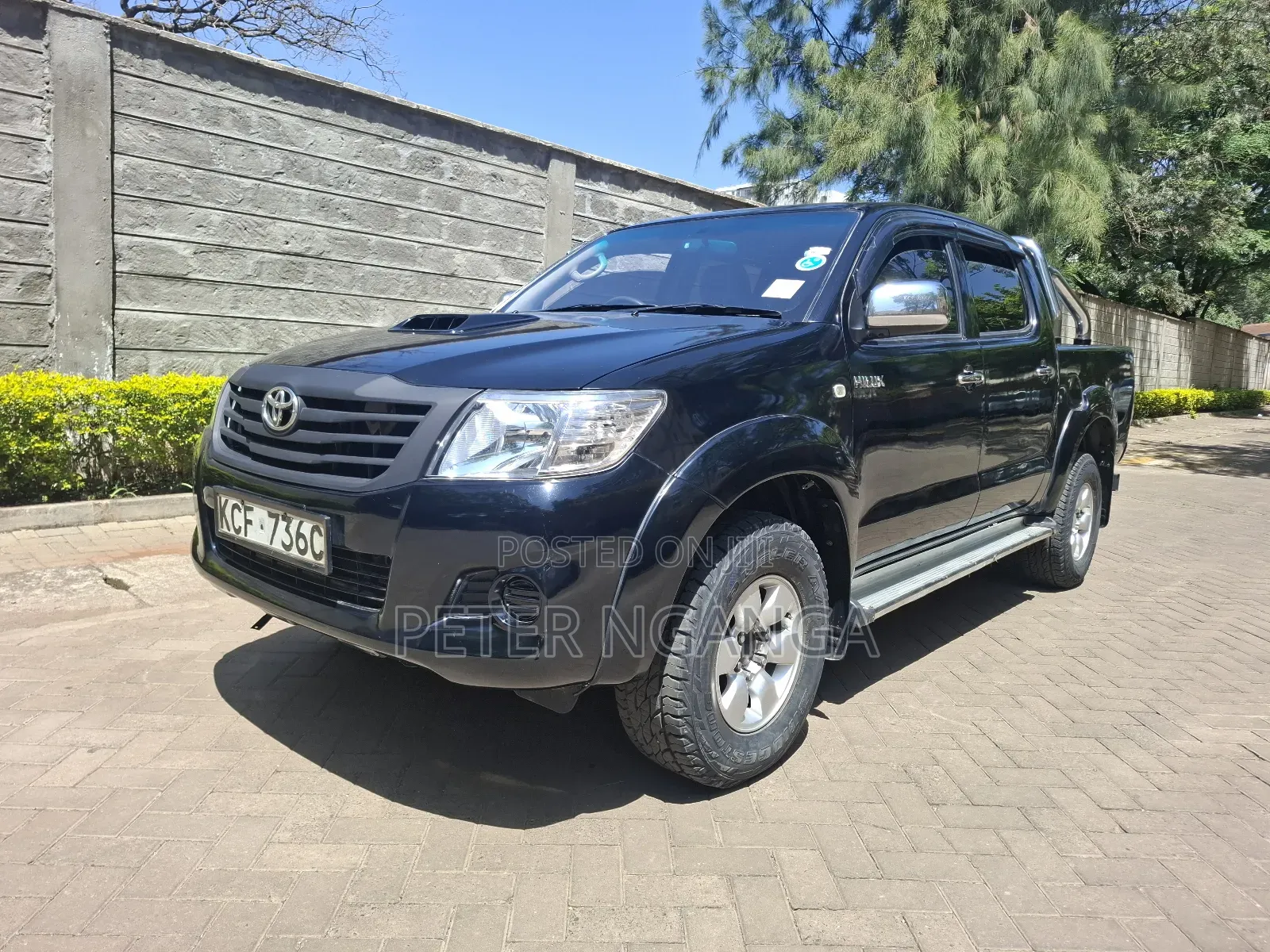 Toyota Hilux 2009 Black