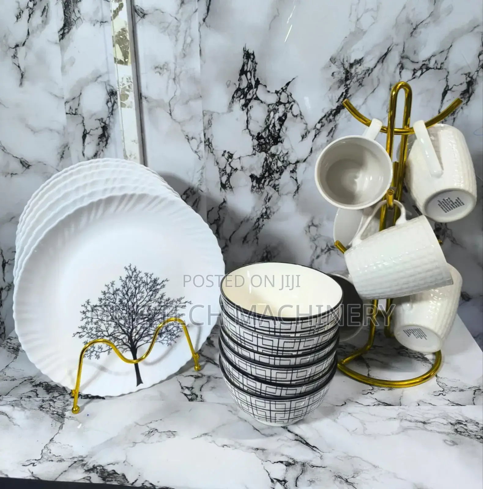 18 Piece Dinner Set