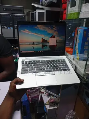 Laptop HP EliteBook 830 G6 8GB Intel Core i5 SSD 256GB