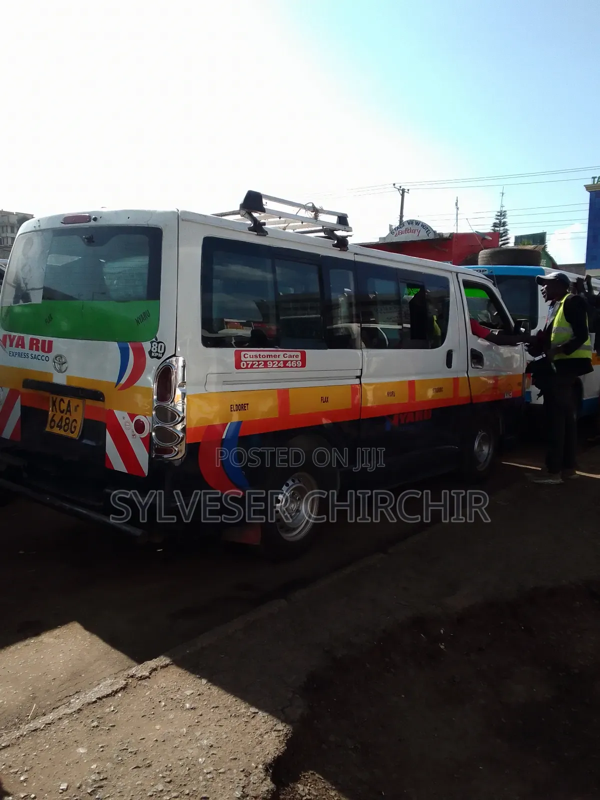 Toyota HiAce 2009 White
