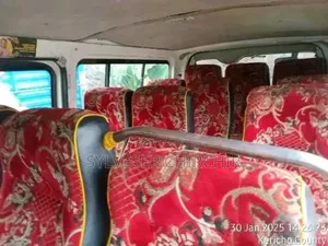 Toyota HiAce 2009 White