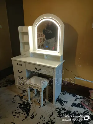 Ring Light Vanity Dressing Mirror Set