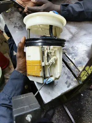Fuel Pump Mazda Verisa